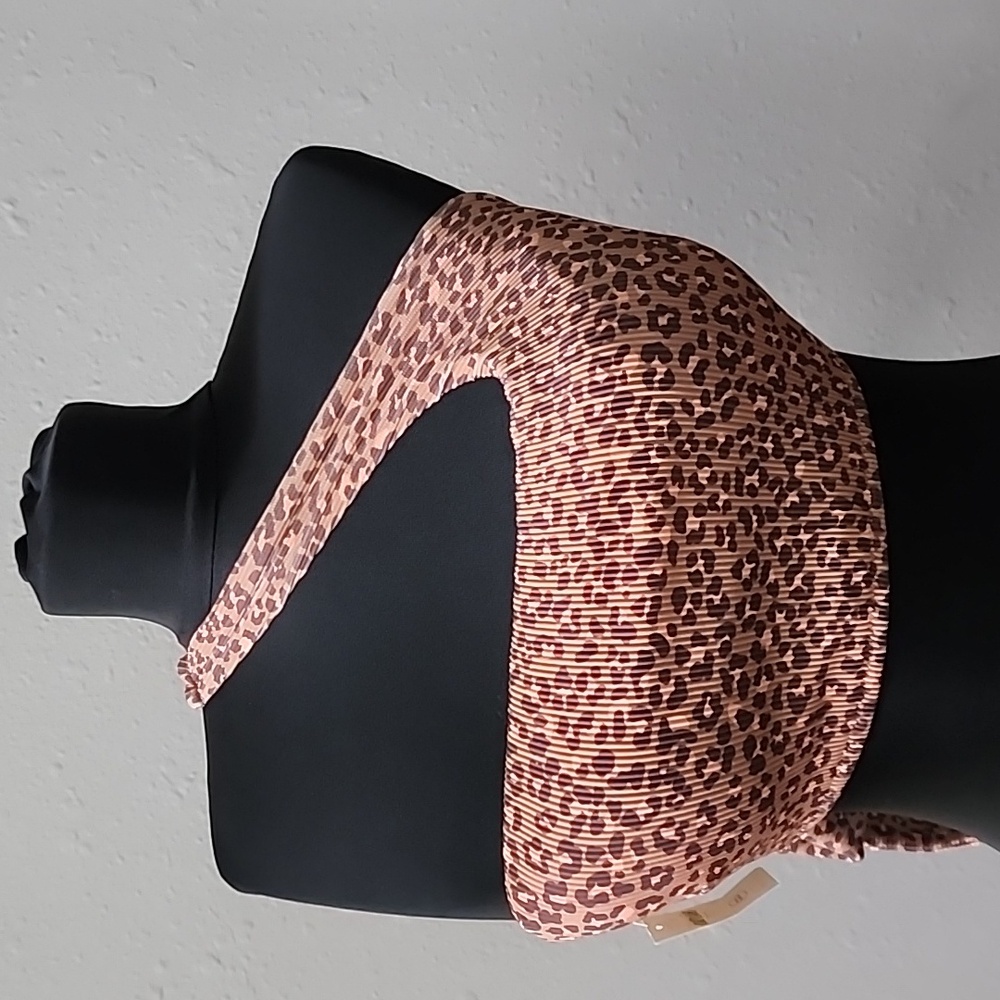 AERIE BANDEAU TOP SIZE M